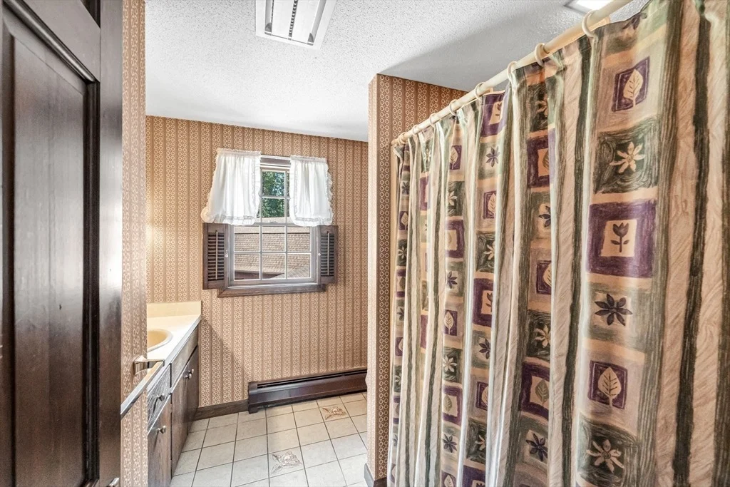 Photo of 98 Blossom Rd