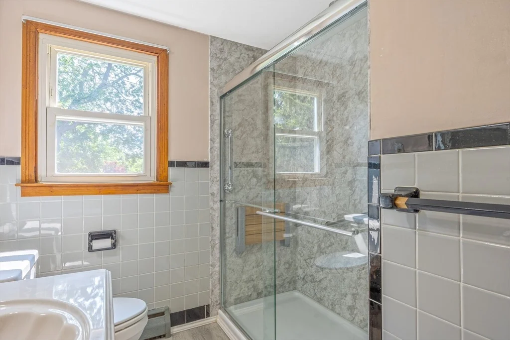 Photo of 121 Donlyn Drive