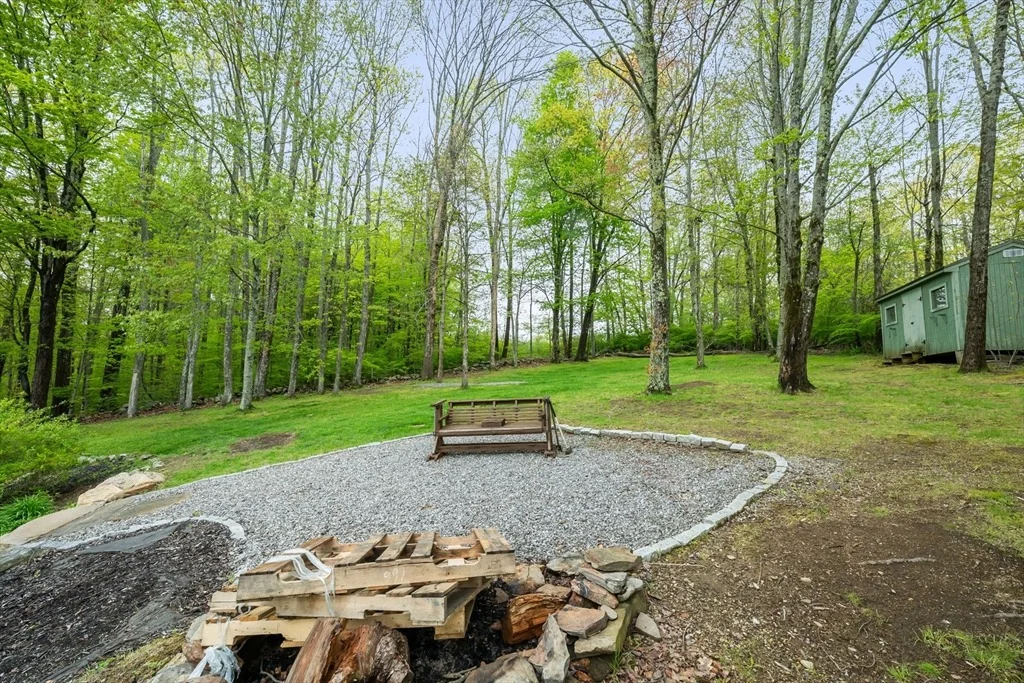 Photo of 13 Thompson Pond Rd