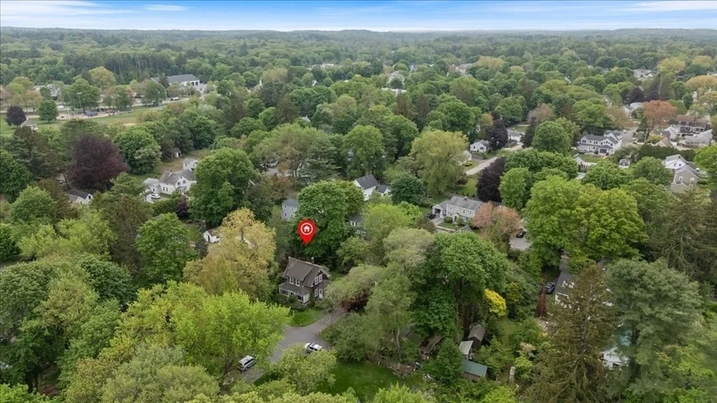 Photo of 42 Maple Street