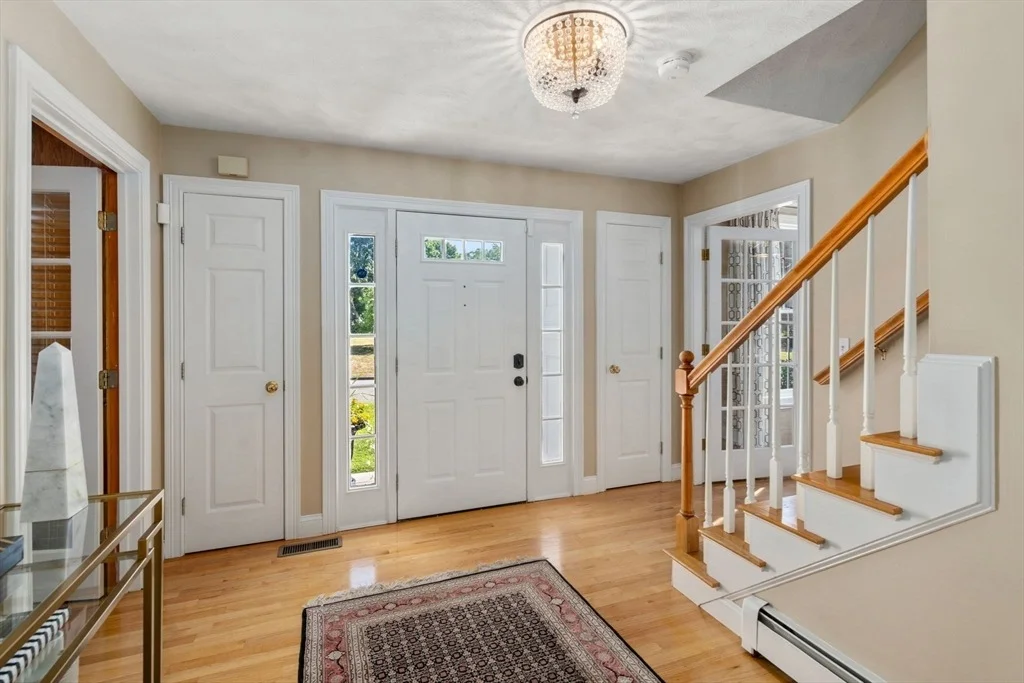 Photo of 4 Green Meadow Dr