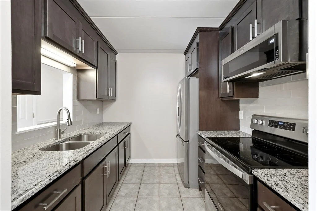 Photo of Unit F at 36 Maple Crest Cir