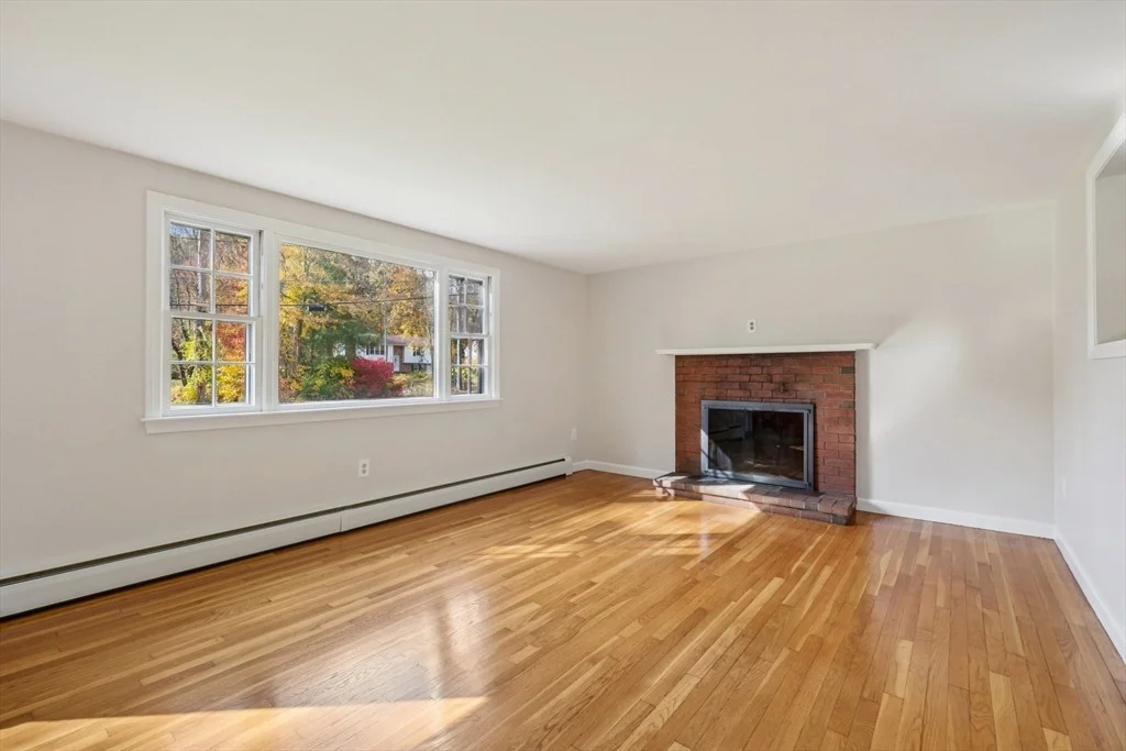Photo of 342 Robinson St