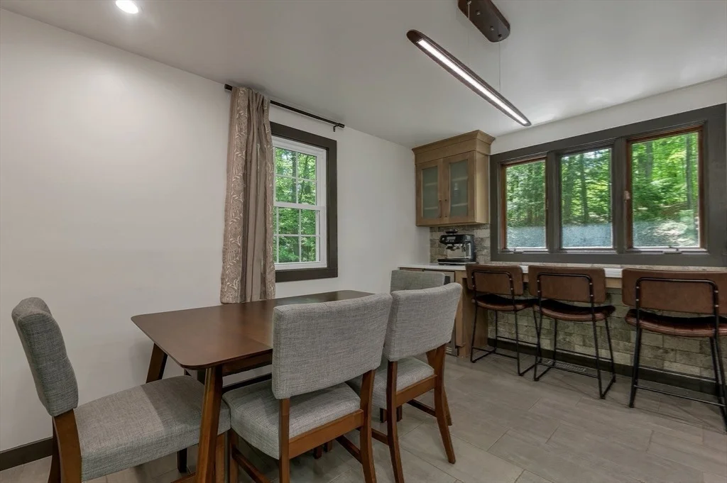 Photo of 20 Fox Den Road