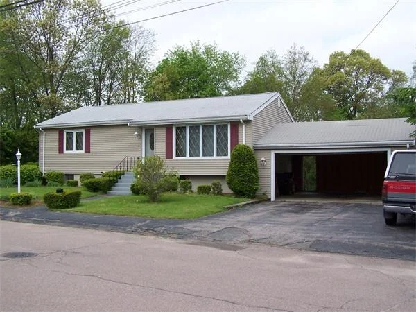 Photo of 14 Frederickson Dr