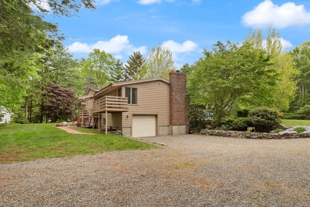 Photo of 27 Juniper St
