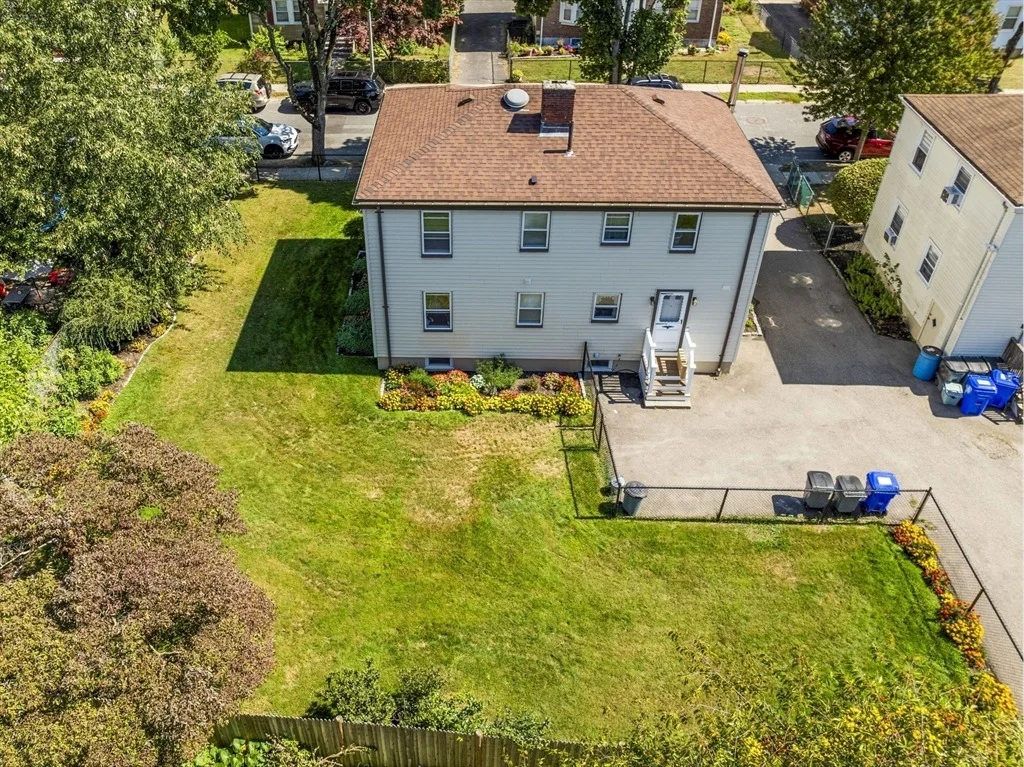 Photo of 6 Newcroft Cir