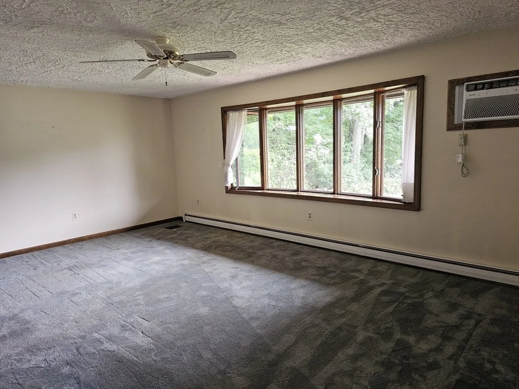 Photo of 38 Meadowlark Circle