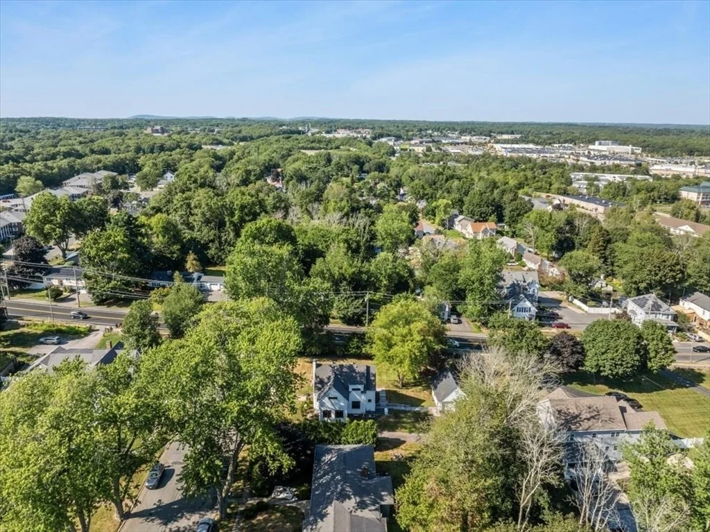 Photo of 8 Chilton Rd