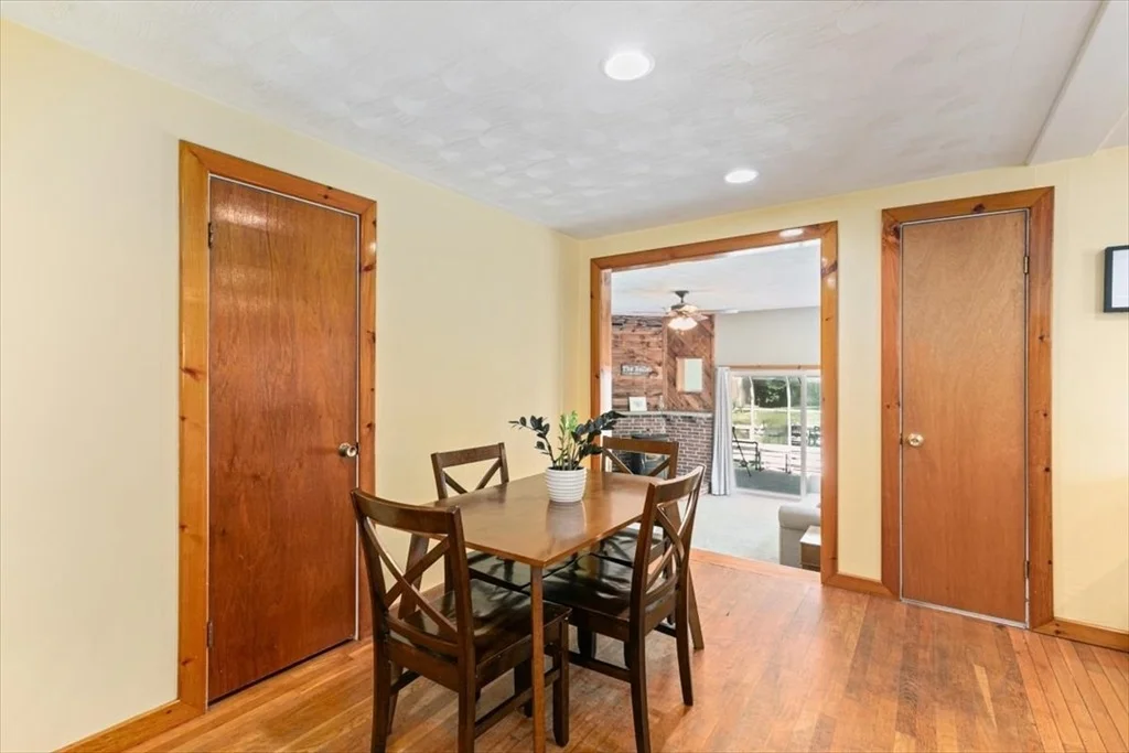 Photo of 3 Cedarwood Ln