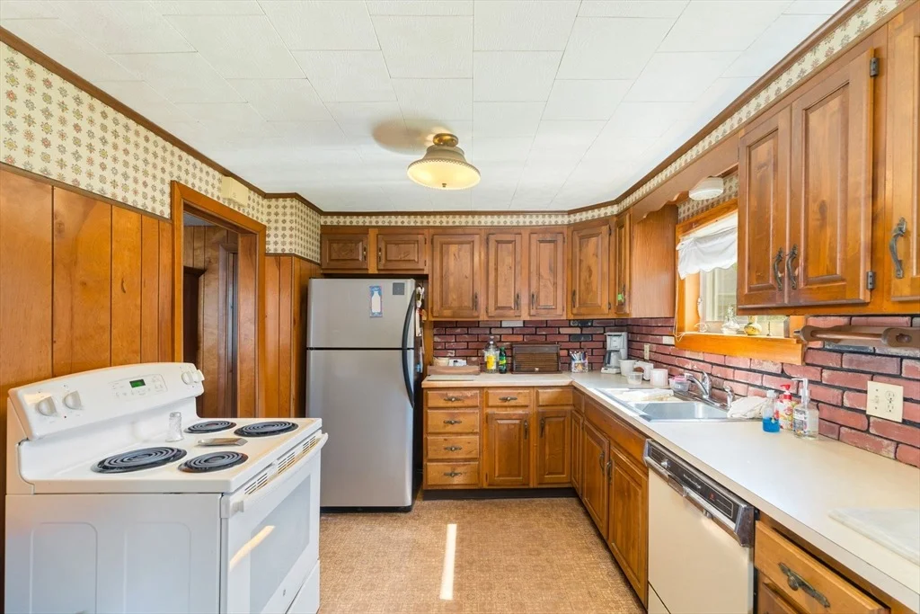 Photo of 48 Huntington Avenue