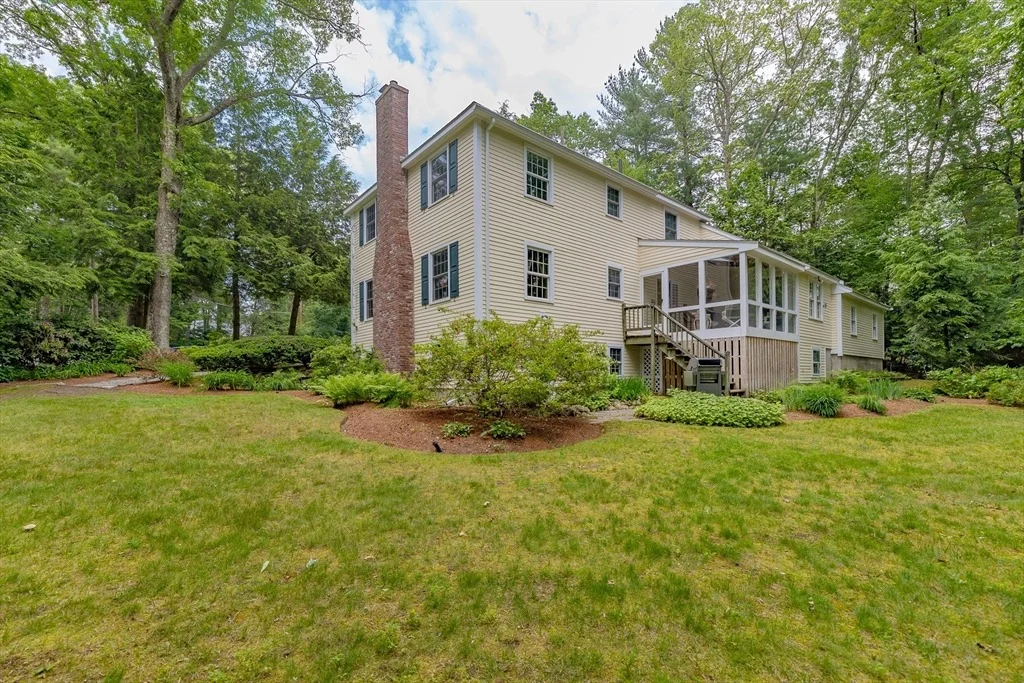 Photo of 21 Overlook Dr