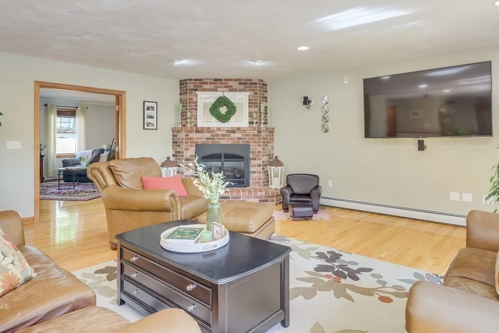 Photo of 4 Sheldon Lane