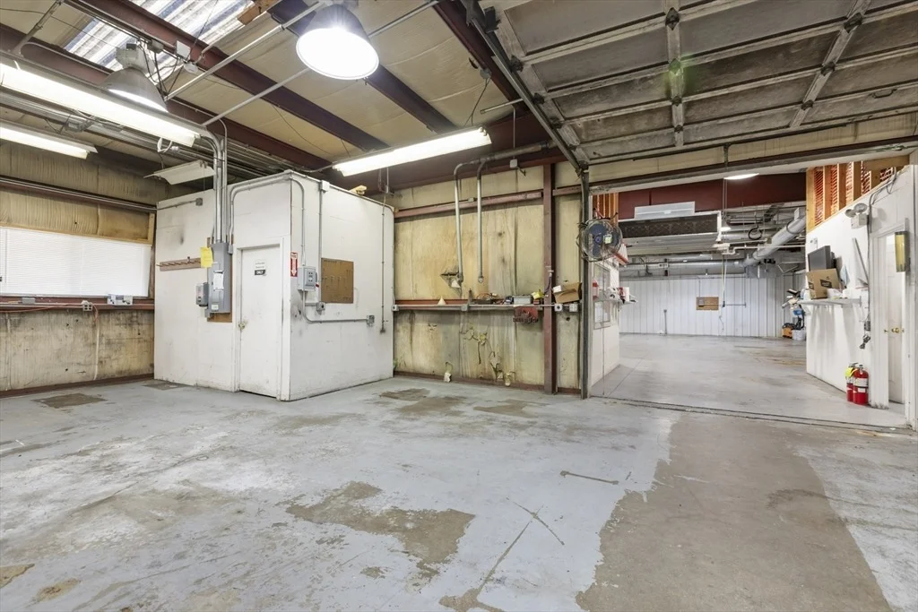 Photo of 150 Gilbert St