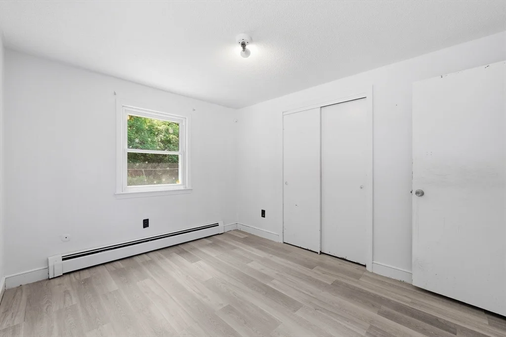 Photo of 95 Lillian Ter