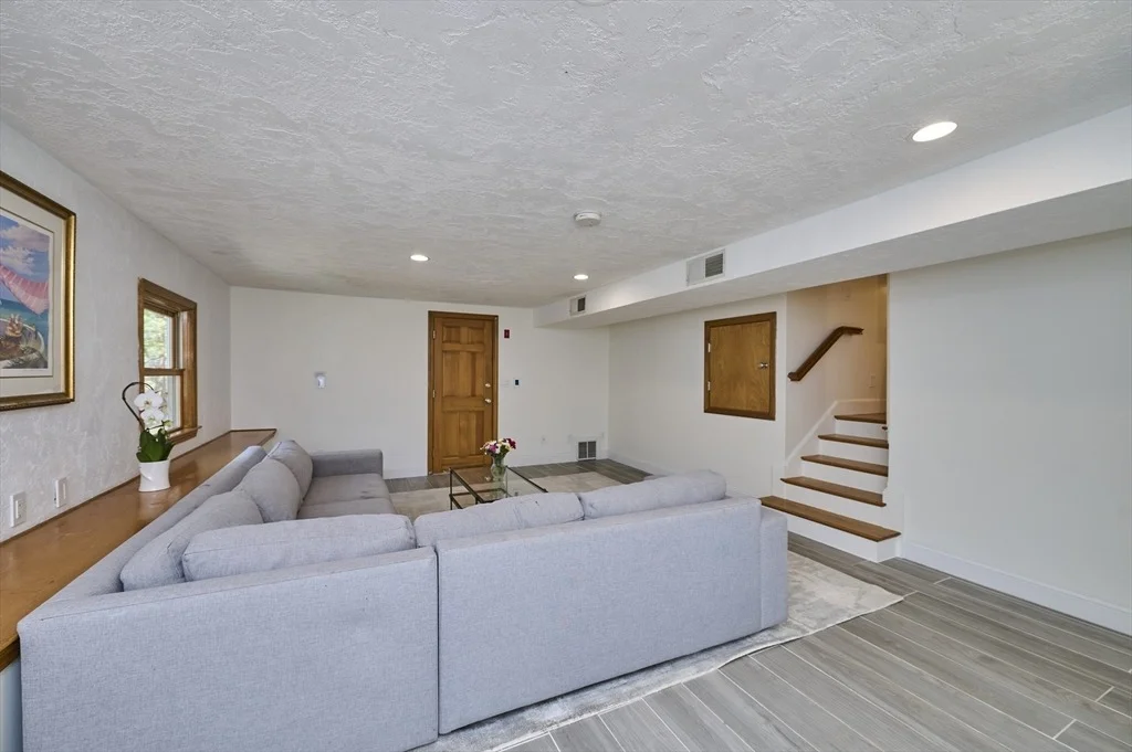 Photo of 42 Troutbrook Road