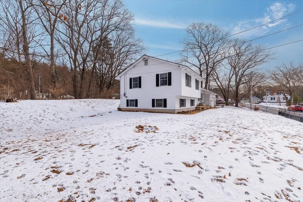 Photo of 65 Lakeview Ave