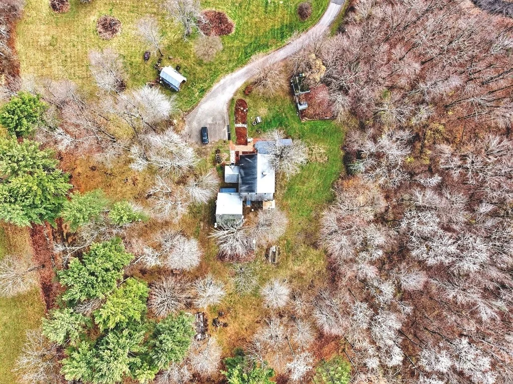 Photo of 320 Old Ayer Rd