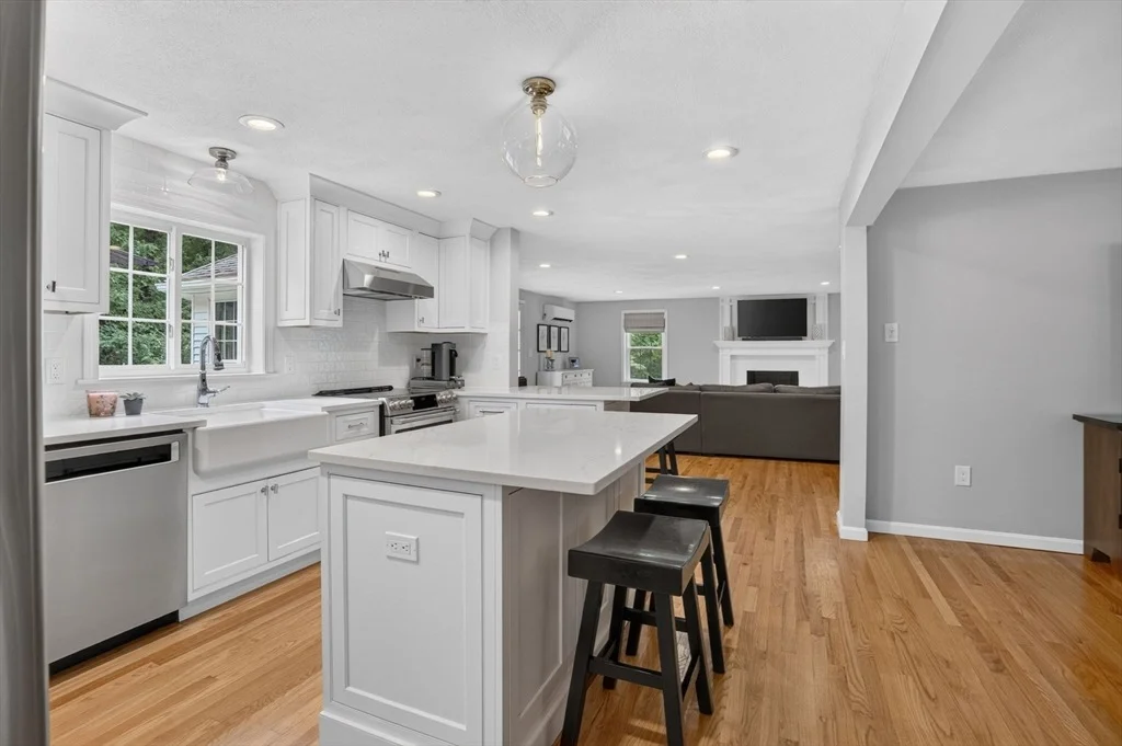 Photo of 10 Lillian Drive