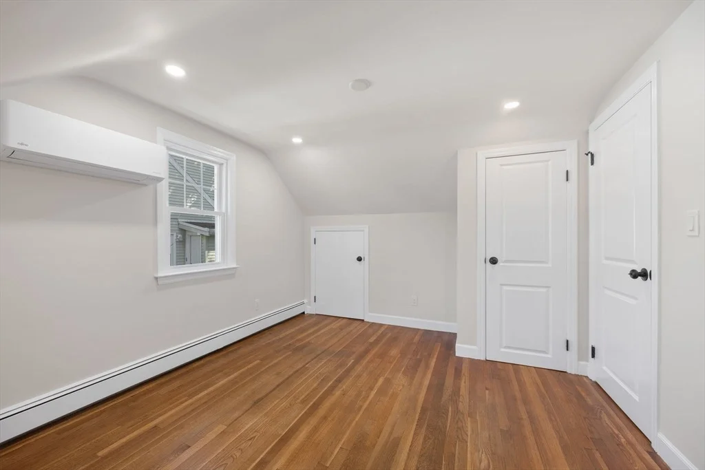 Photo of 73 Hemlock Street