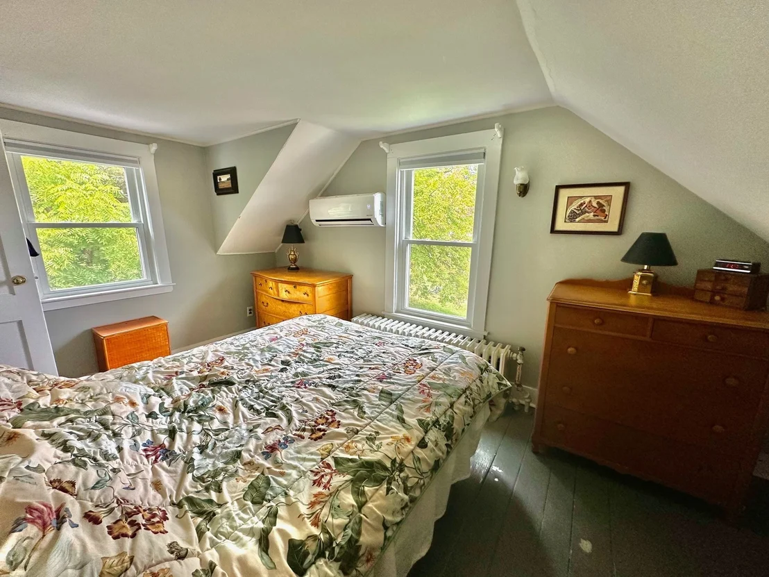 Photo of 164 Union St
