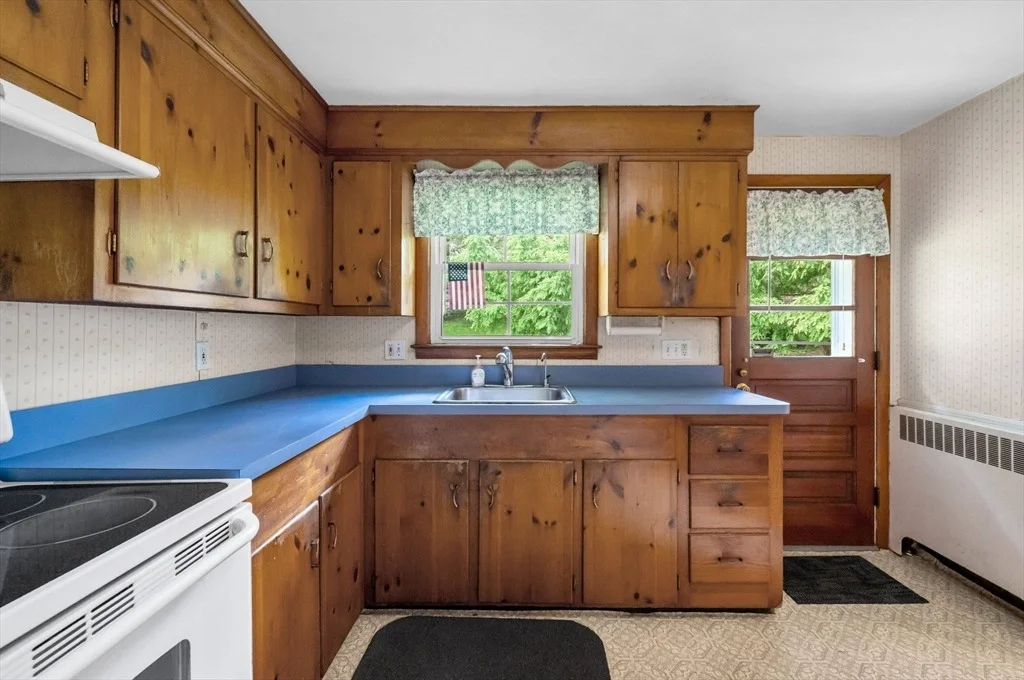 Photo of 116 Longmeadow Ave
