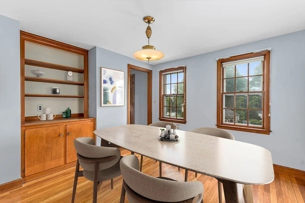 Photo of 70 Fox Meadow Ln