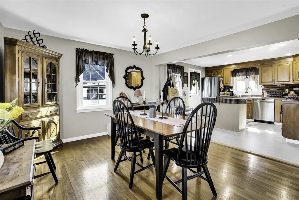 Photo of 17 Heroult Rd