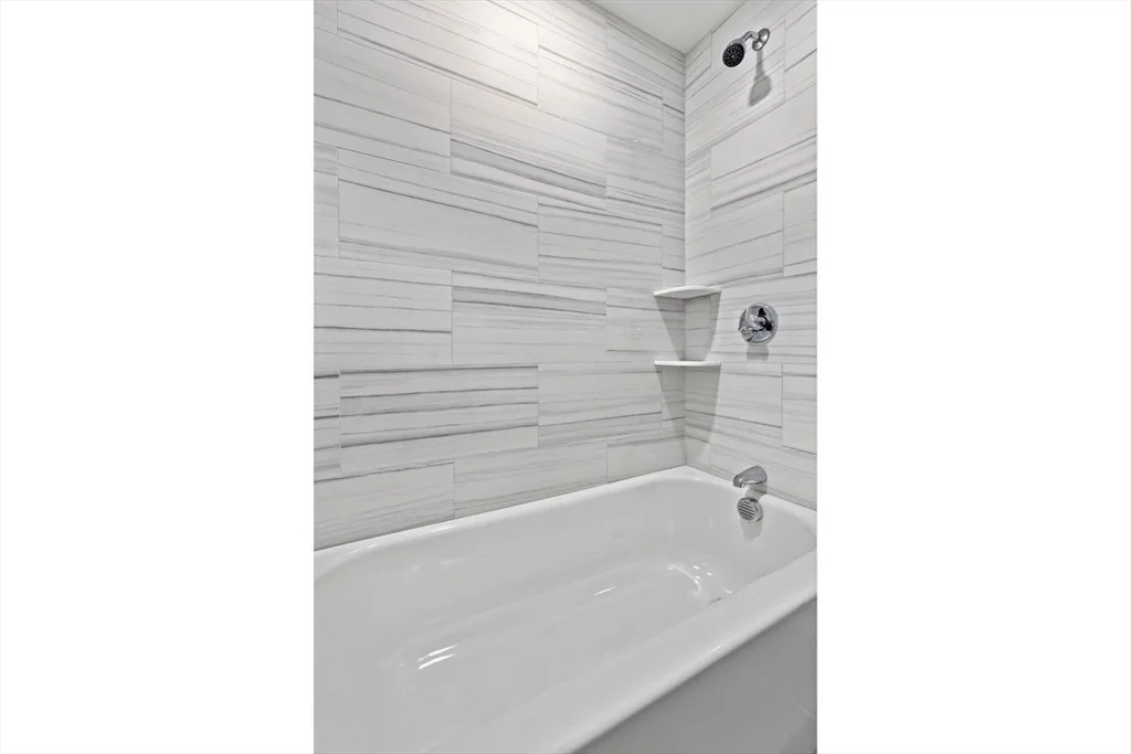 Photo of 32 Lyman Rd