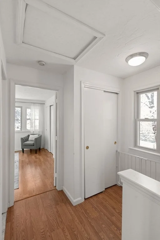 Photo of Unit 1 at 1 Beth Cir