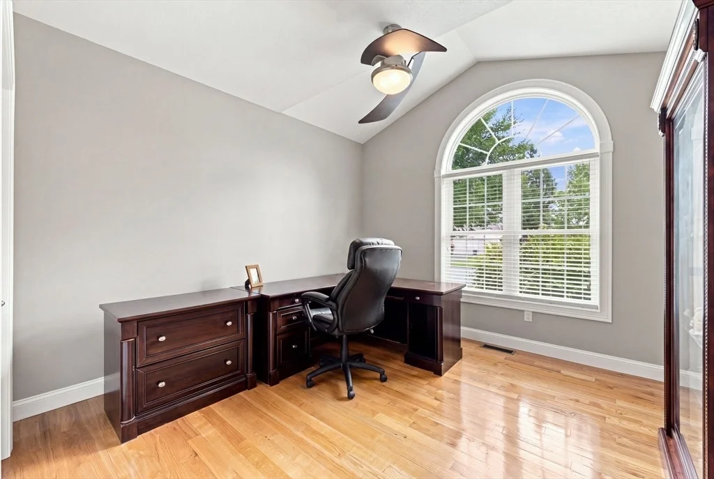 Photo of 154 Mayflower Ave