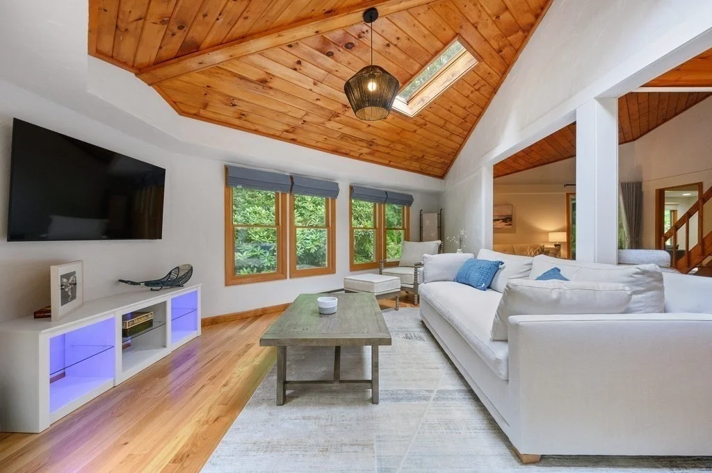 Photo of 11 Halyard Cir