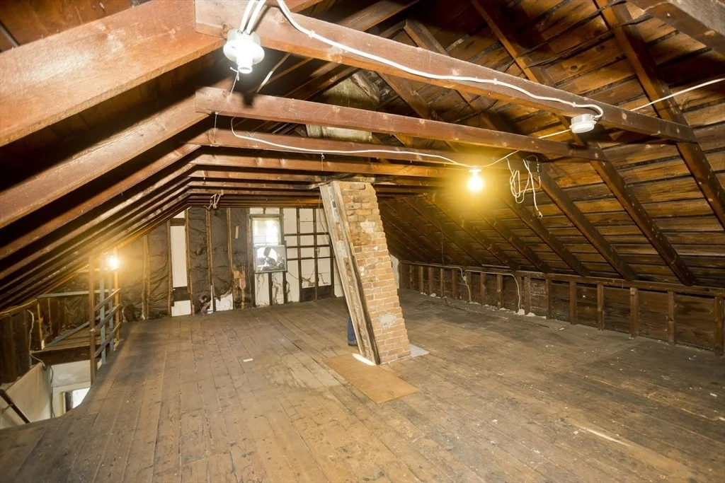 Photo of 115 Thompson St