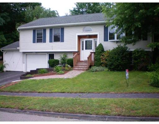 Photo of 1 Westport Cir