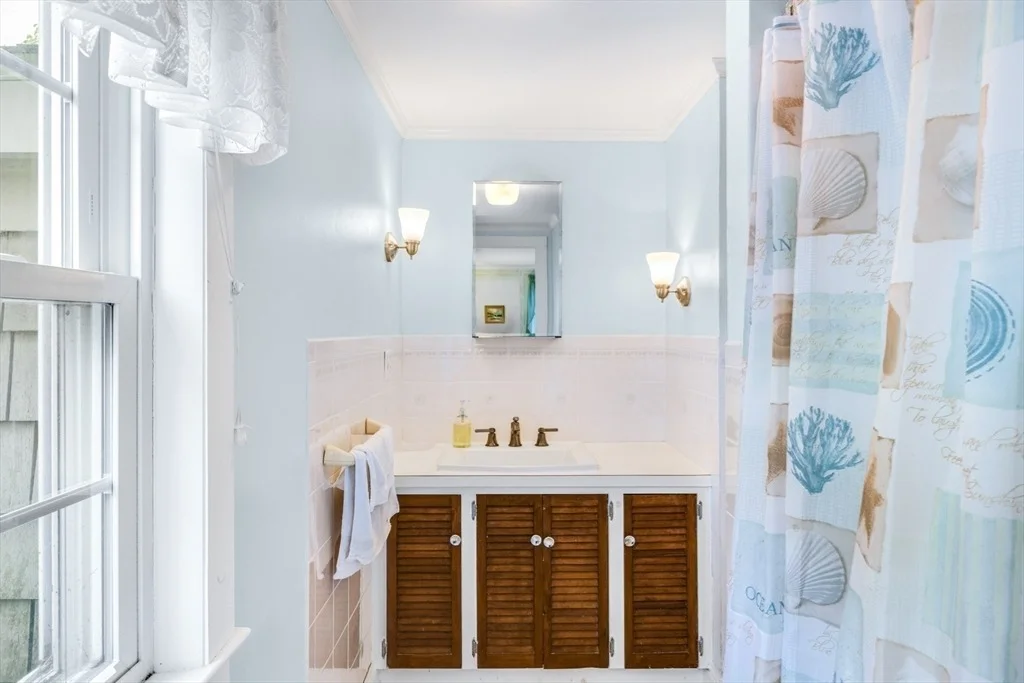 Photo of 127 Short Beach Road