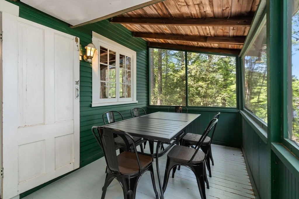 Photo of 183 Mashapaug Road