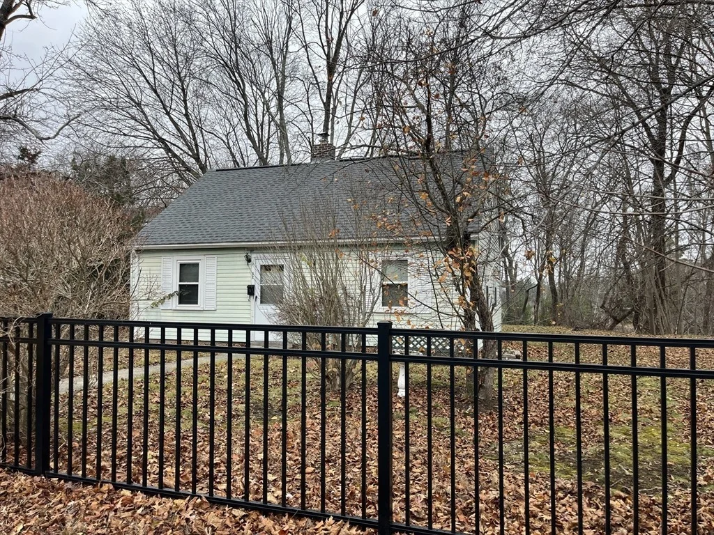 Photo of 32 Doty Dr