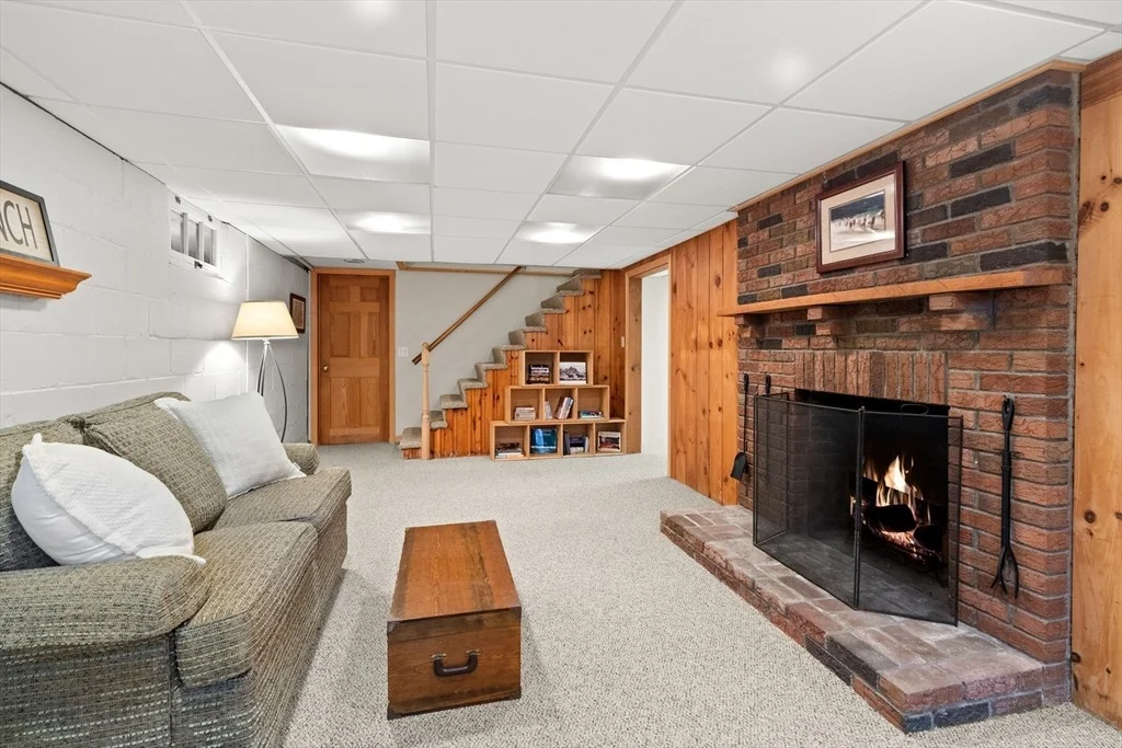 Photo of 27 Colrain Rd