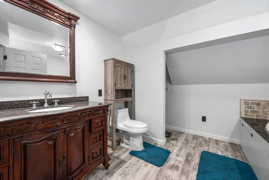 Photo of 83 Brewster Rd