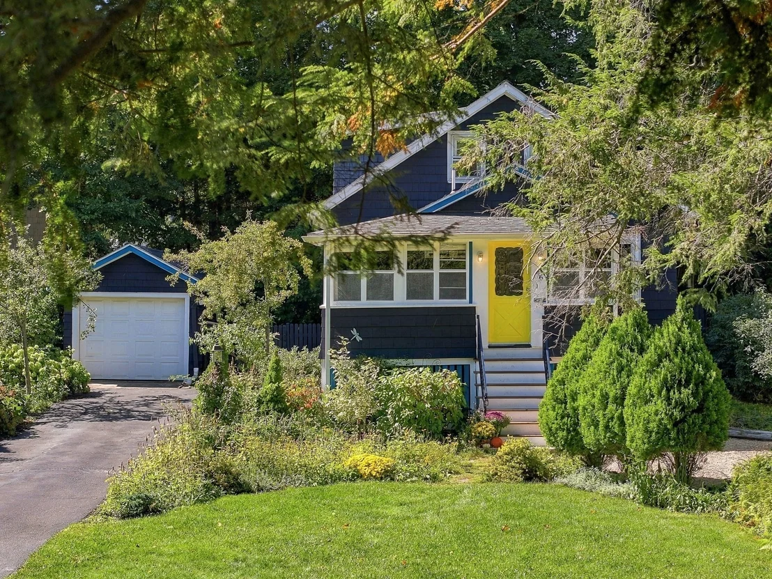 Photo of 46 Maple Rd
