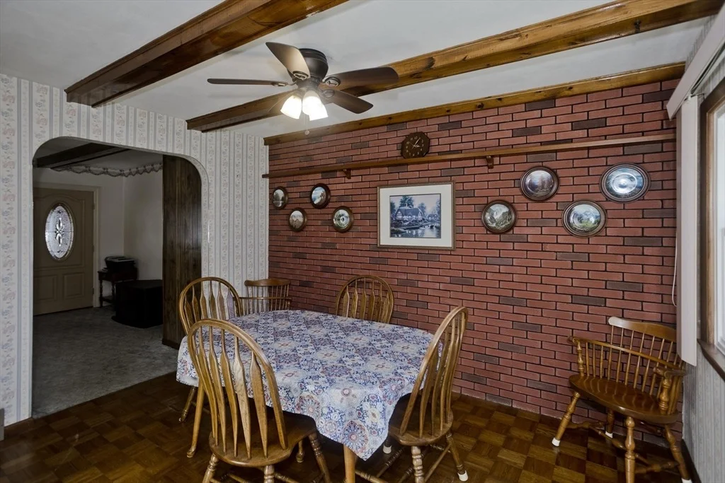 Photo of 68 7th Ave