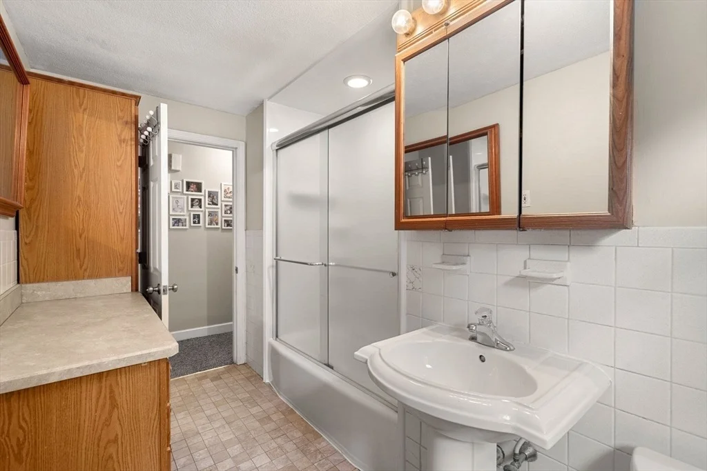 Photo of 78 Robbie Rd