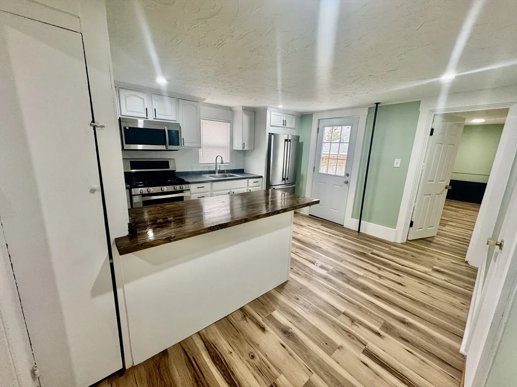Photo of 2 Wall Ct