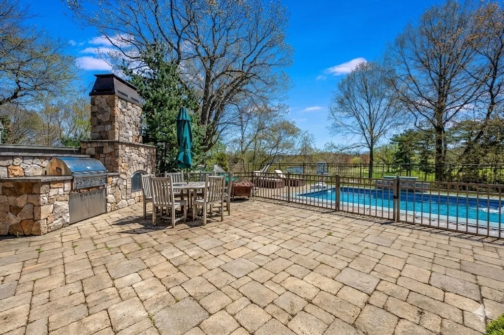 Photo of 2 Blanchard Road