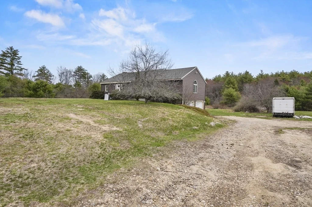 Photo of 2 Woods Road