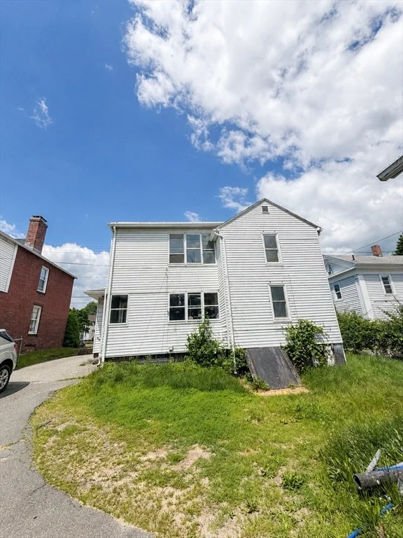 Photo of 123 Grape St