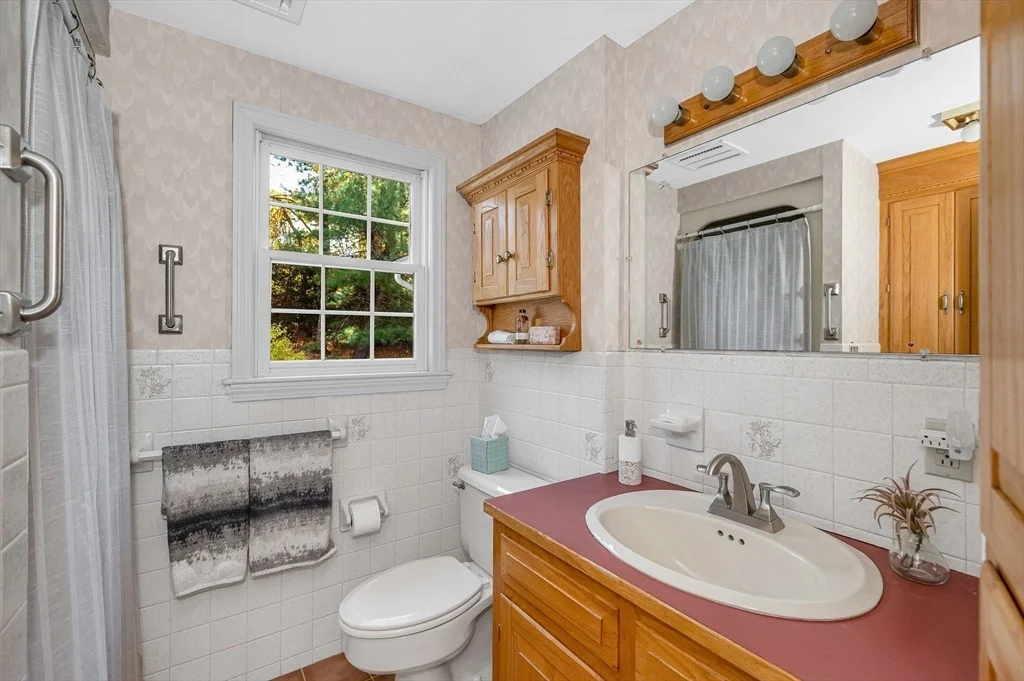 Photo of 37 Berkeley Dr