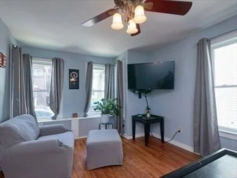 Photo of 12 Perry St