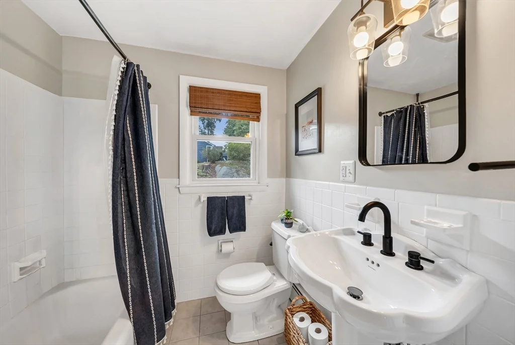 Photo of 5 Walters Ave