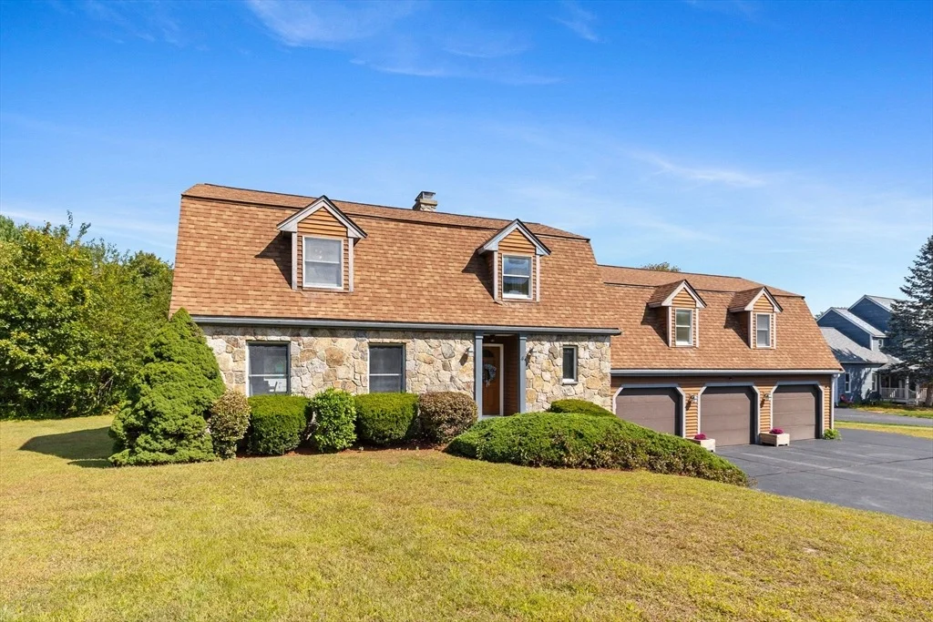 Photo of 4 Indian Brook Rd